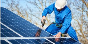 Installation Maintenance Panneaux Solaires Photovoltaïques à Bayonville-sur-Mad